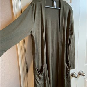 Light weight cardigan